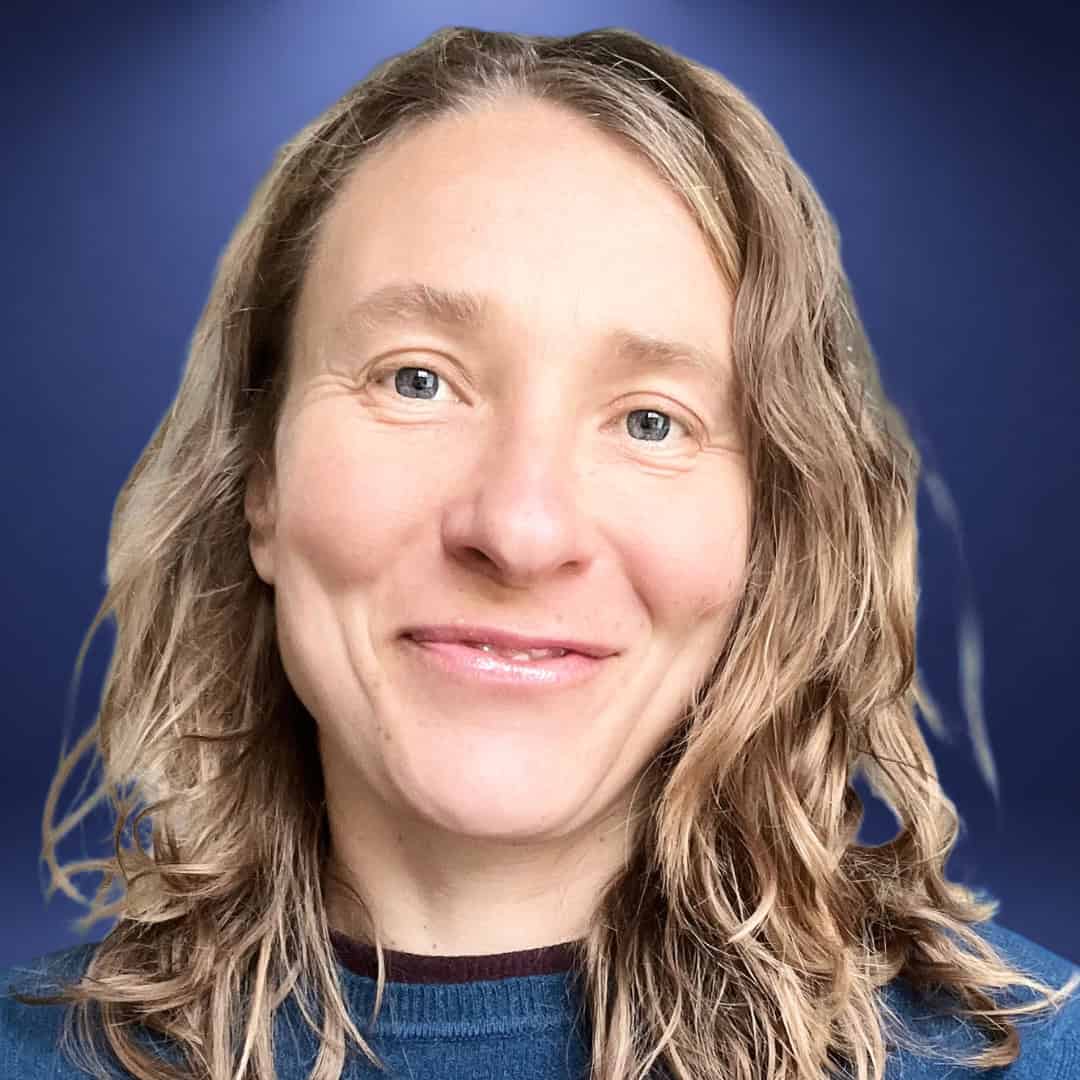Peggy Schirmer headshots icon Channel youtube (1)